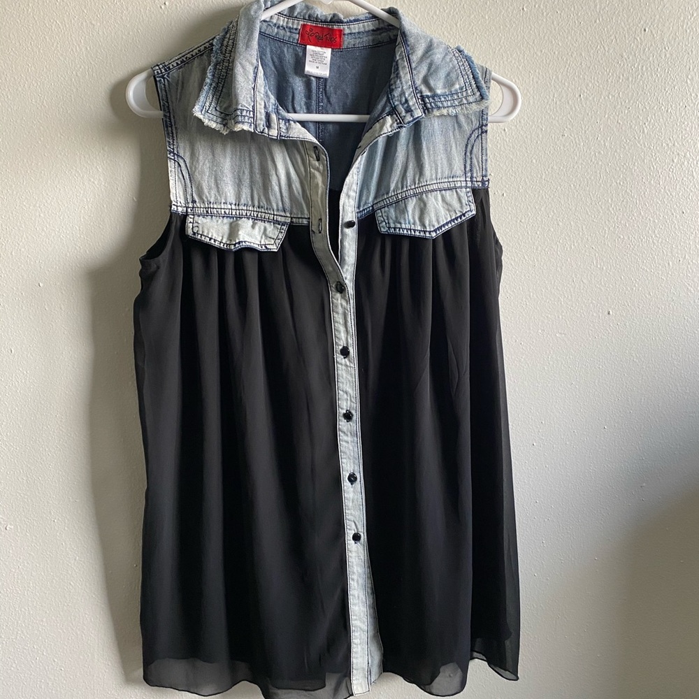 Women’s cute trendy top